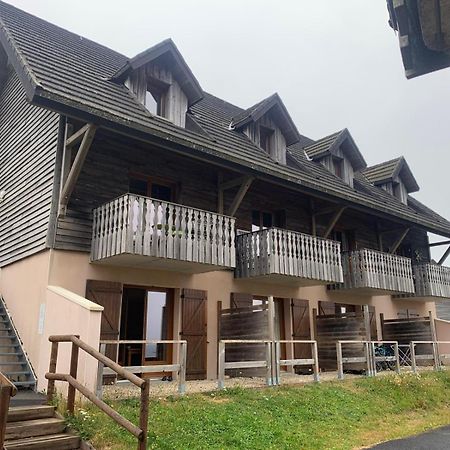 Appartement Dans Residence Bois De La Reine, Besse Et Saint Anastaise Exterior photo